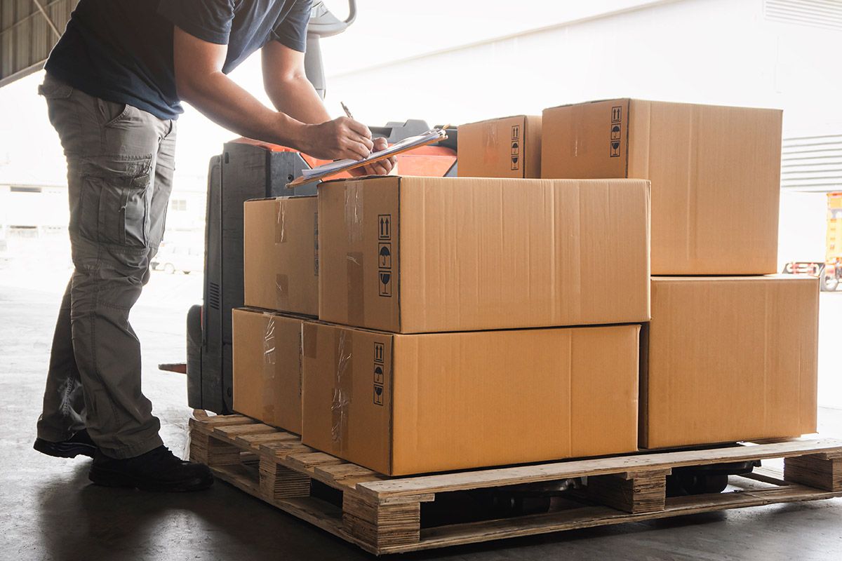 Logistik Dienstleistungen in Zürich Altstetten