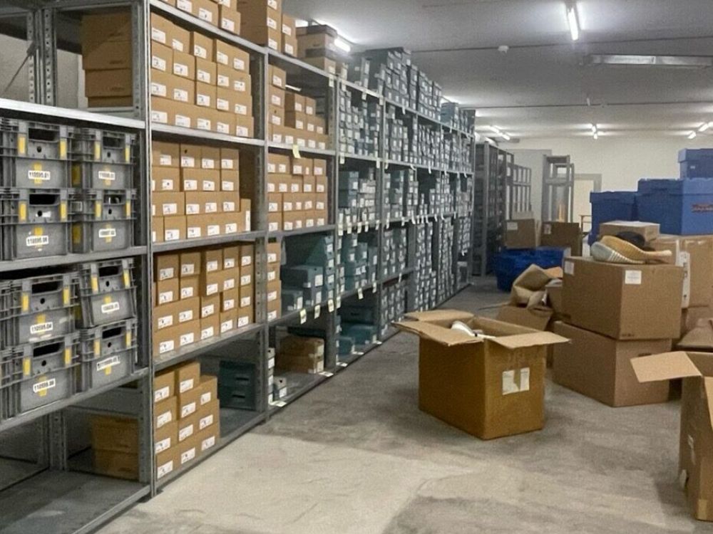 Logistik Warenlager in Zürich Altstetten